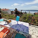 公寓 Fuer 4 Pers- Mit Terrasse By Interhome