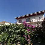 Apartment Fuer 4 Pers- Mit Terrasse By Interhome *