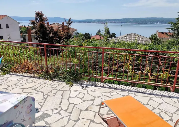 Fuer 4 Pers- Mit Terrasse By Interhome *