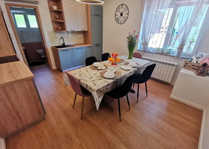 Fuer 4 Pers- Mit Terrasse By Interhome * Цриквеница