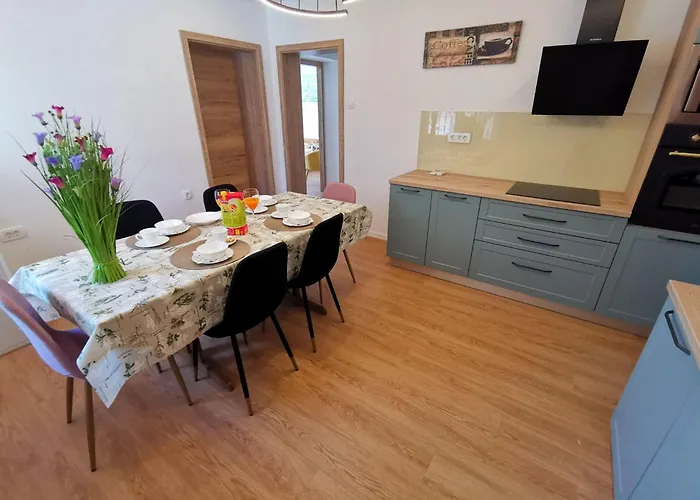 Fuer 4 Pers- Mit Terrasse By Interhome Цриквеница